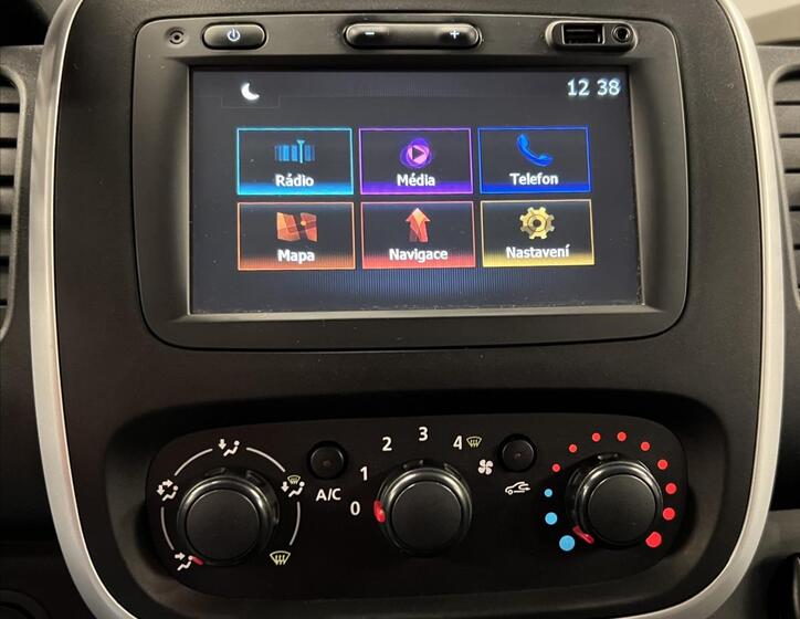 Renault Trafic 6