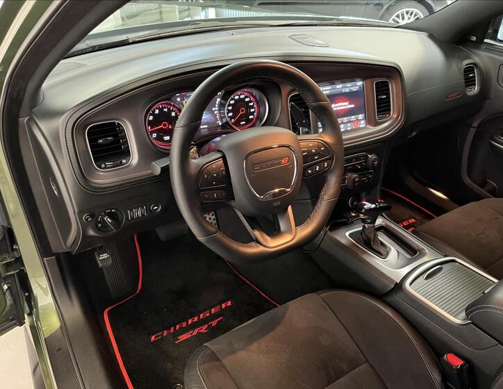 Dodge Charger 5