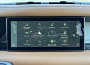 Land Rover Defender 18