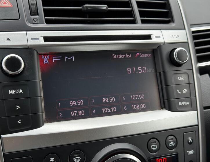 Toyota Verso 15