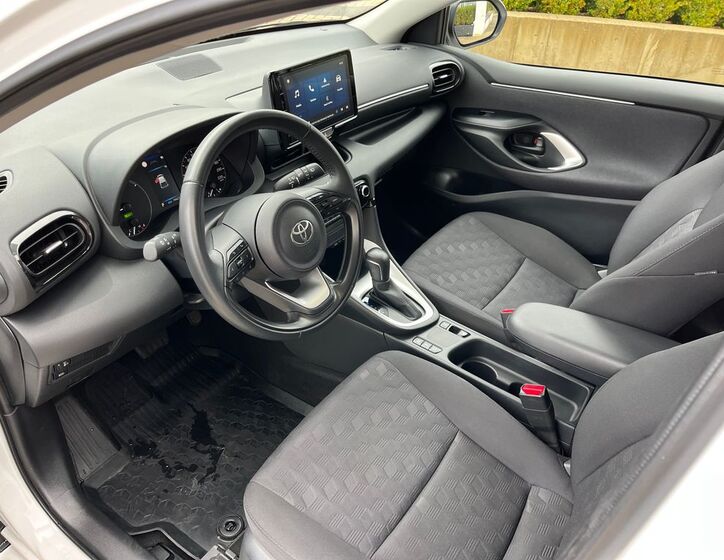 Toyota Yaris 15