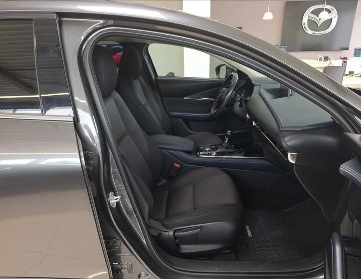 Mazda CX-30 3