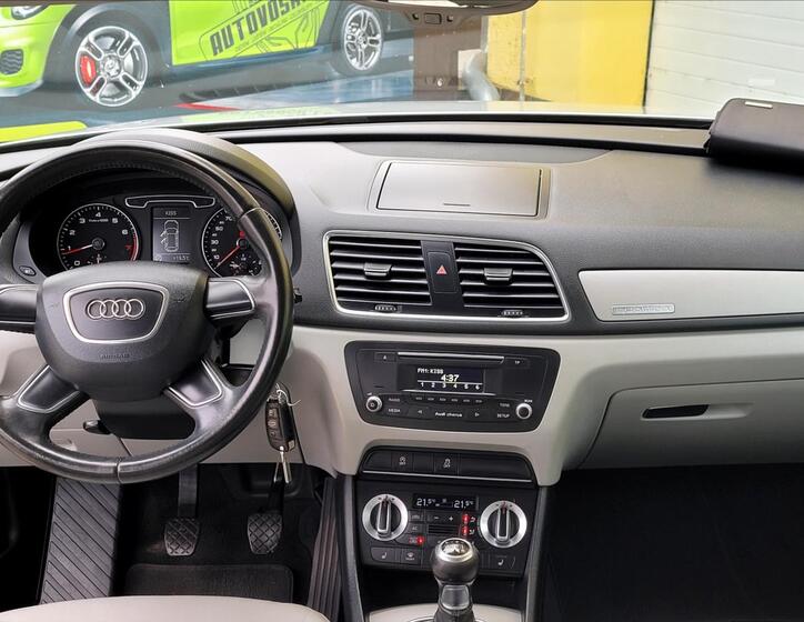 Audi Q3 36