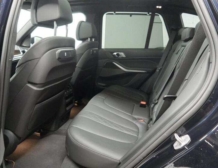 BMW X5 9
