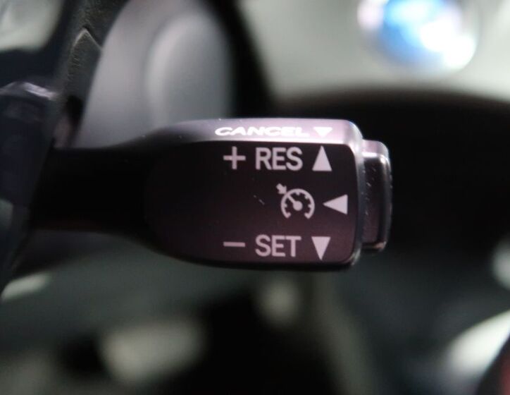 Toyota Yaris 30