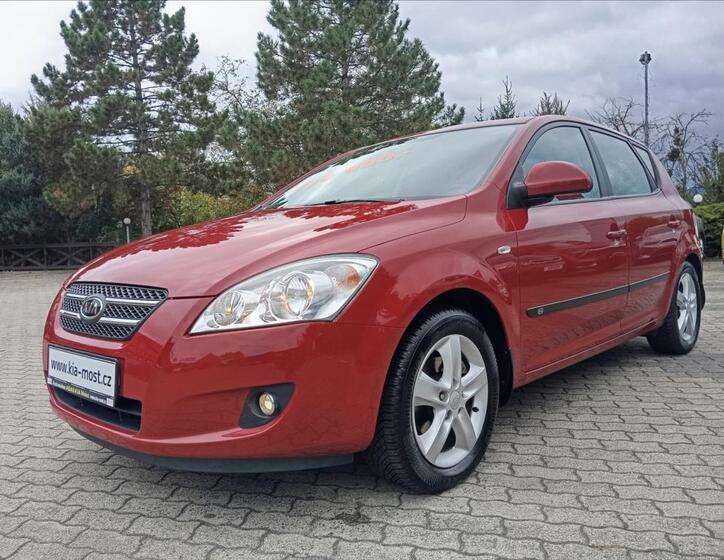 KIA Ceed 5
