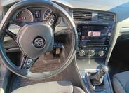 Volkswagen Golf 11