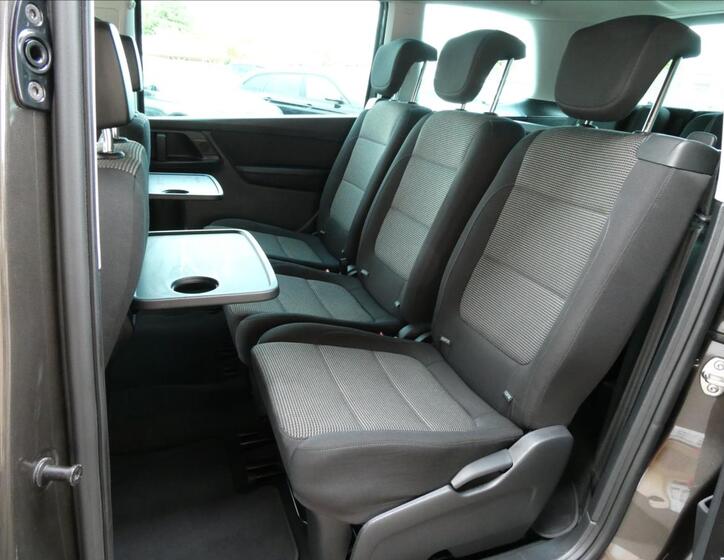Volkswagen Sharan 13