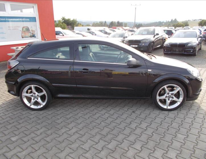 Opel Astra 9