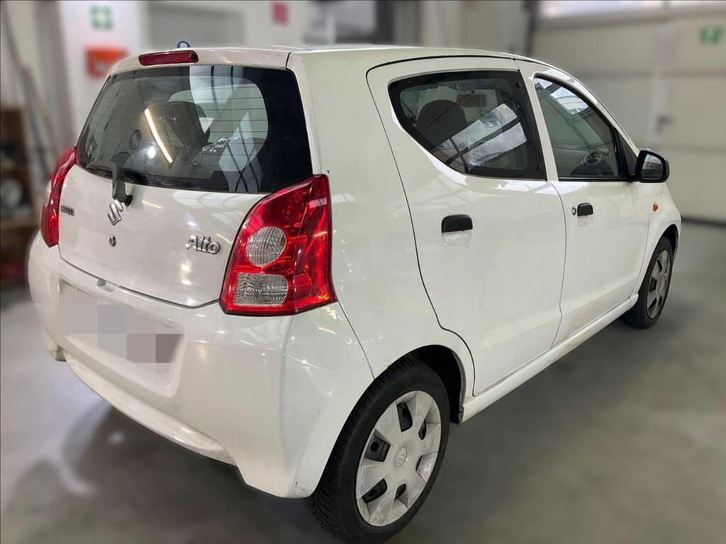 Suzuki Alto 2