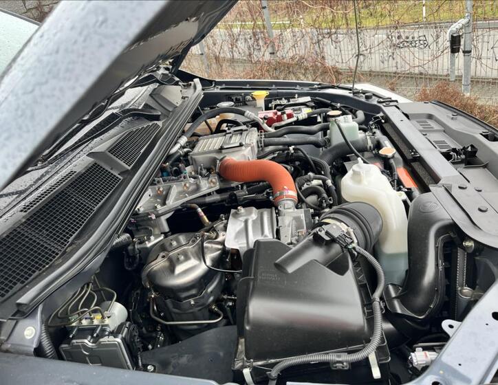 Isuzu D-Max 24