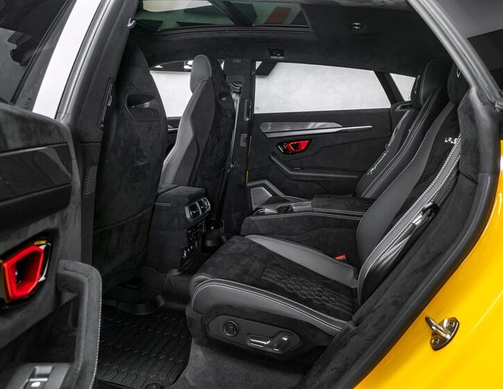 Lamborghini Urus 29