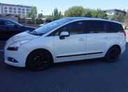 Peugeot 5008 3
