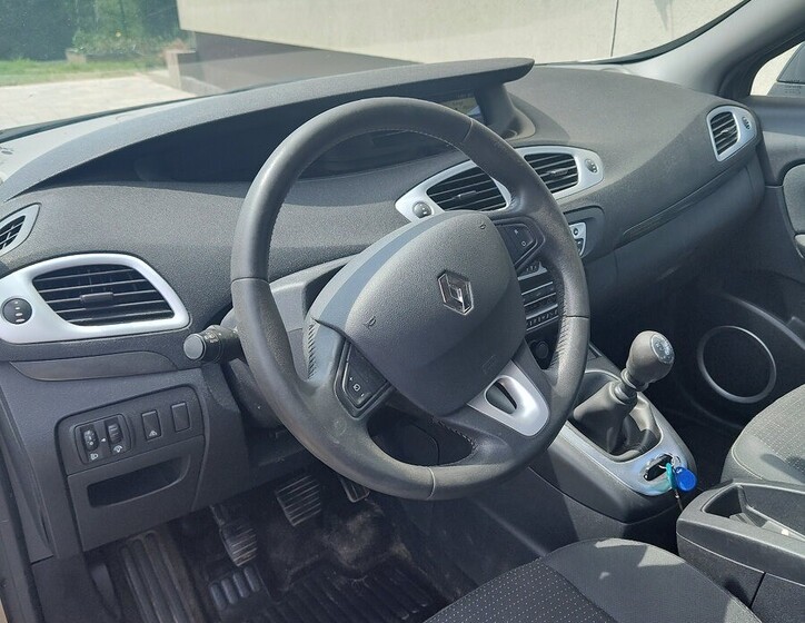 Renault Grand Scénic 7