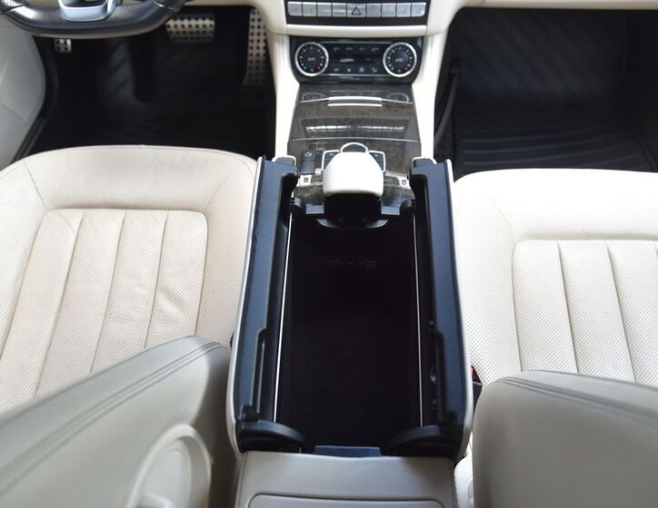 Mercedes-Benz CLS 37