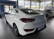 Hyundai i30 4