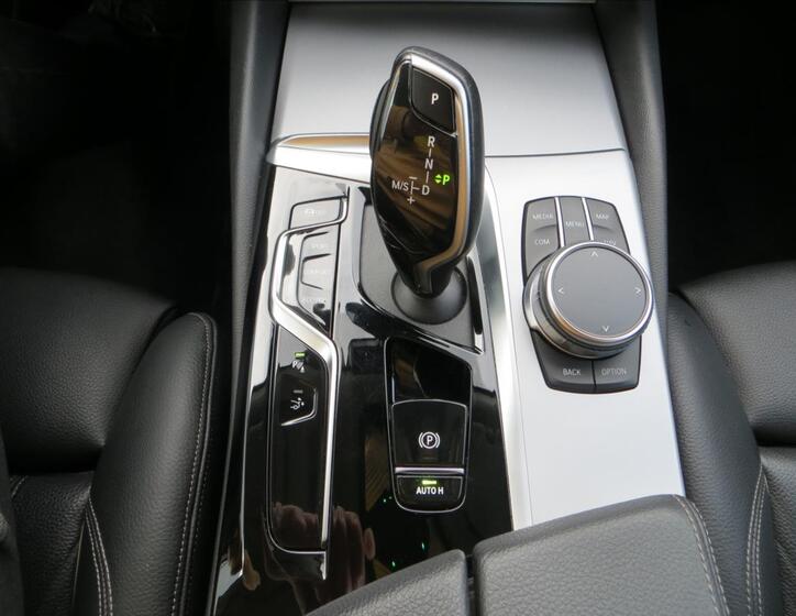 BMW Řada 6 17