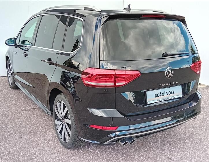 Volkswagen Touran 9