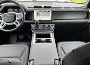 Land Rover Defender 14
