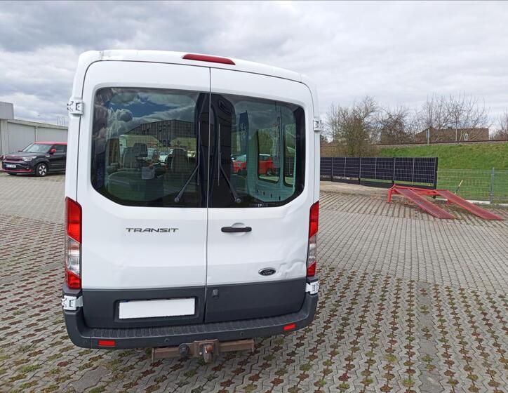 Ford Transit 7
