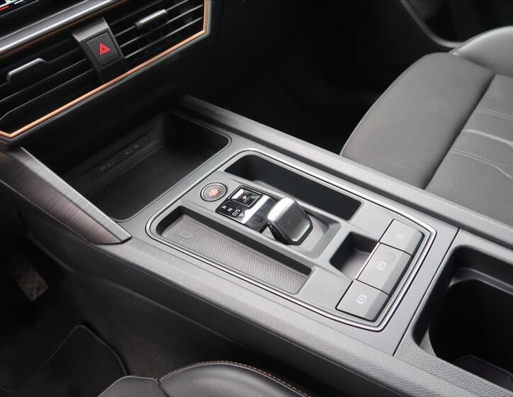 Cupra Formentor 11