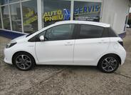 Toyota Yaris 8