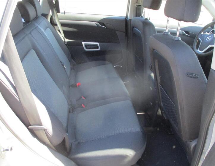 Opel Antara 10