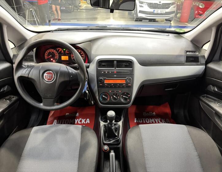 Fiat Grande Punto 22
