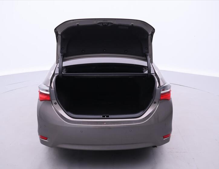 Toyota Corolla 9
