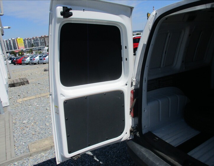 Volkswagen Caddy 10