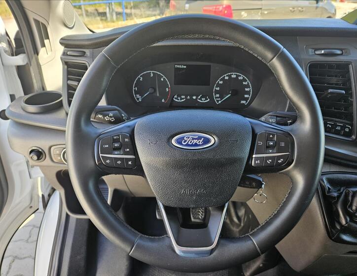 Ford Transit 12