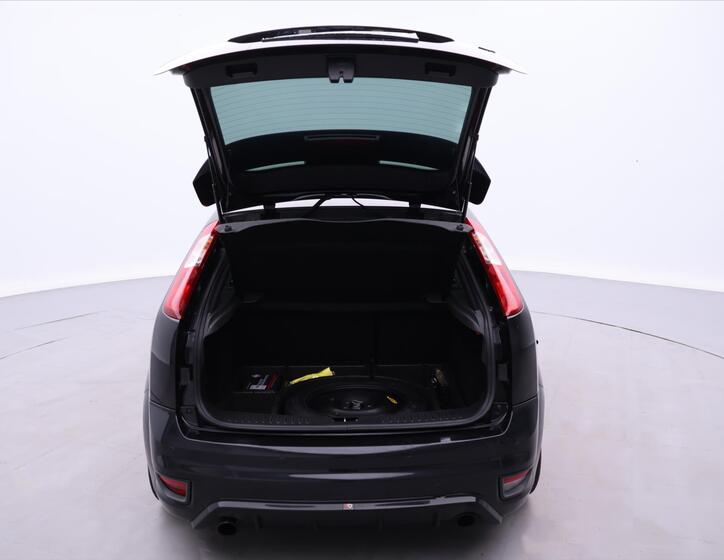 Ford Focus 9