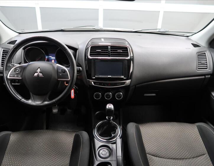 Mitsubishi ASX 12
