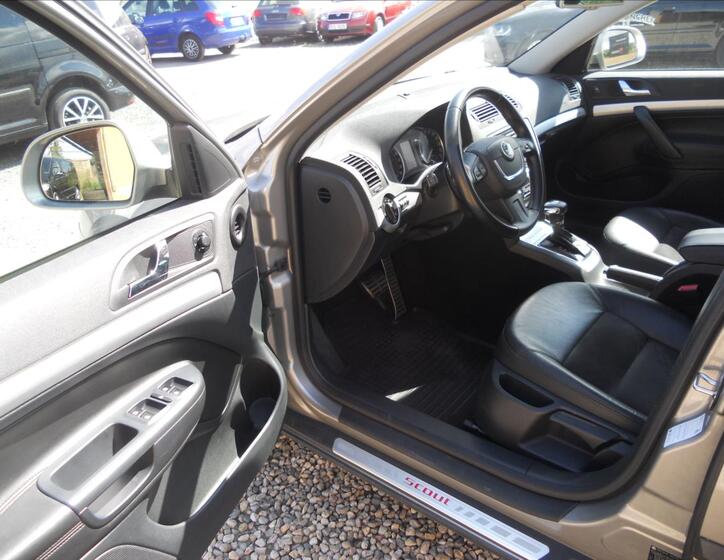 Škoda Octavia 11