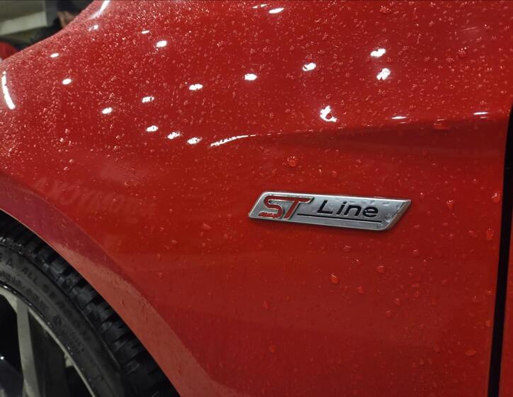 Ford Focus 10