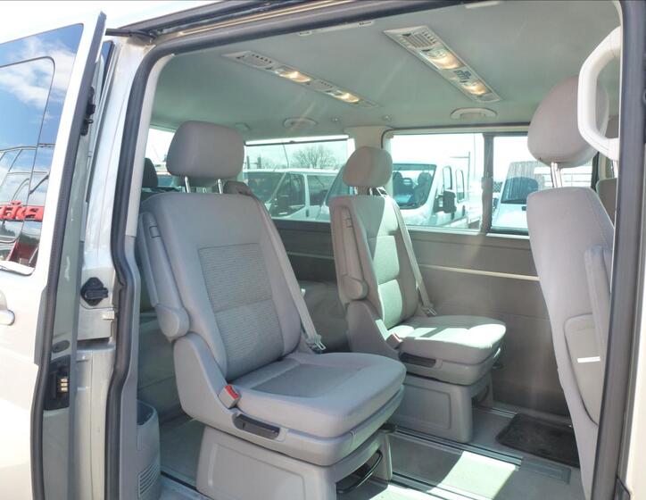 Volkswagen Multivan 24