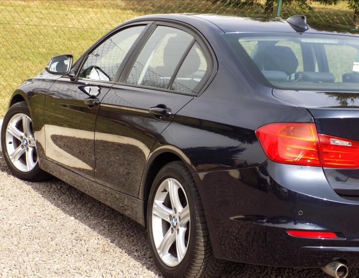 BMW Řada 3 9