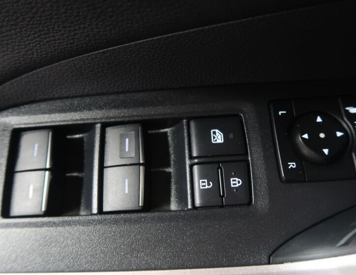 Toyota RAV4 20