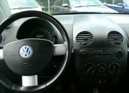 Volkswagen New Beetle 12