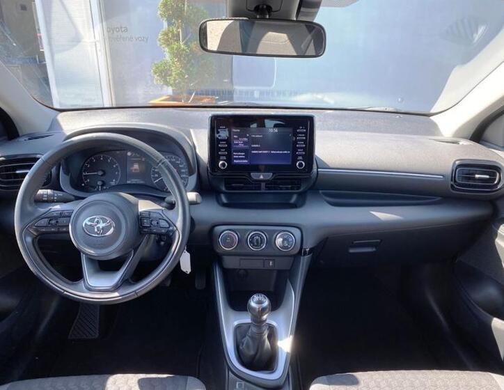 Toyota Yaris 13