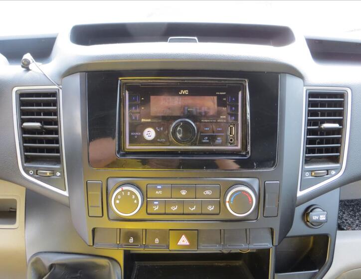Hyundai H 350 13