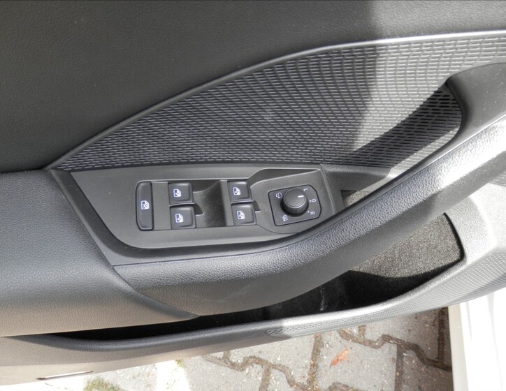 Škoda Octavia 9