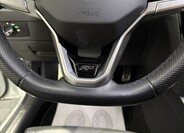 Volkswagen Passat 9