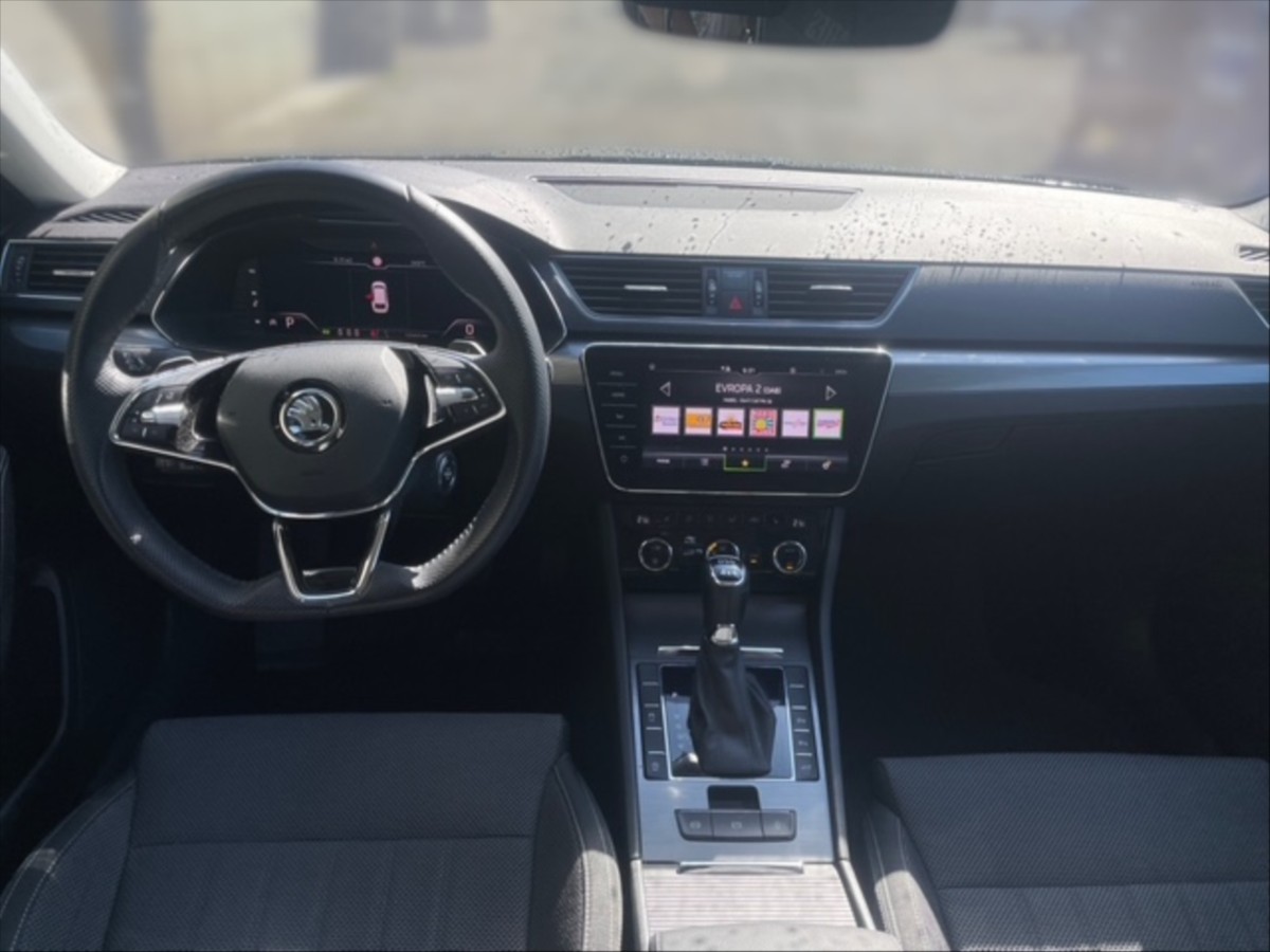 Škoda Superb