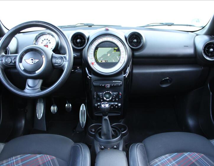 Mini Paceman 21