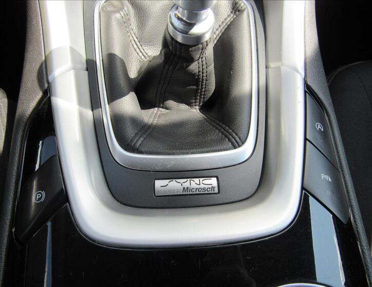 Ford Mondeo 18