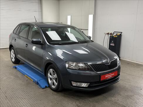 Škoda Rapid
