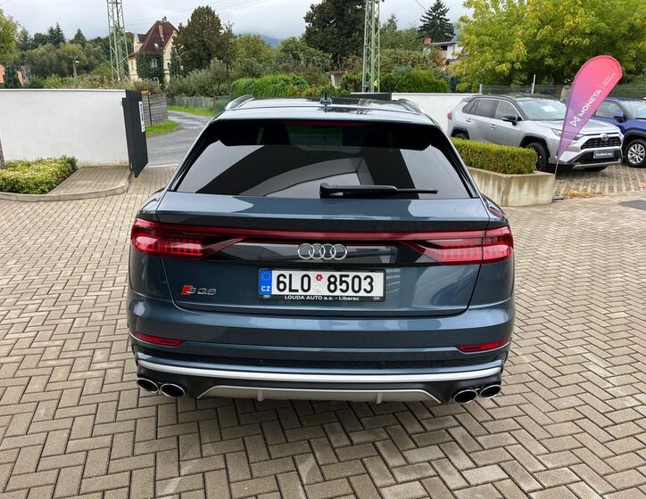 Audi SQ8 35
