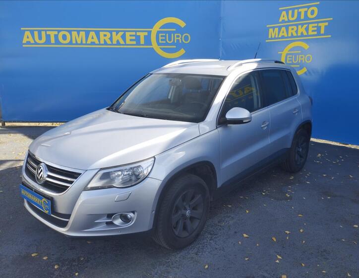 Volkswagen Tiguan 1