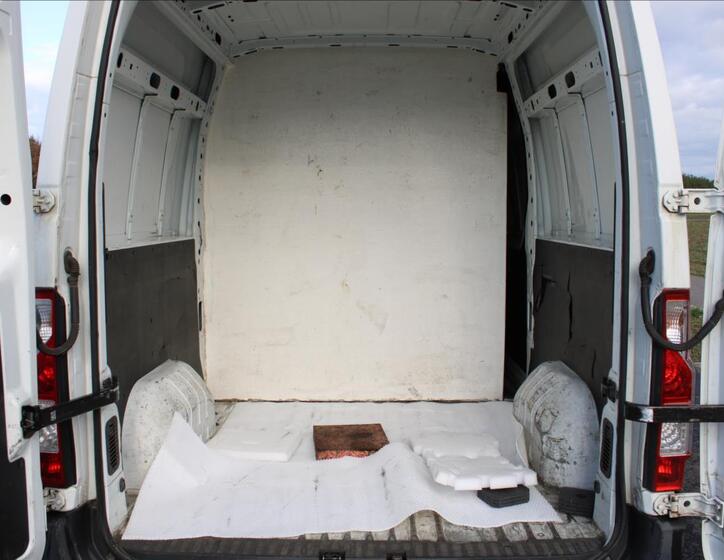 Renault Master 13